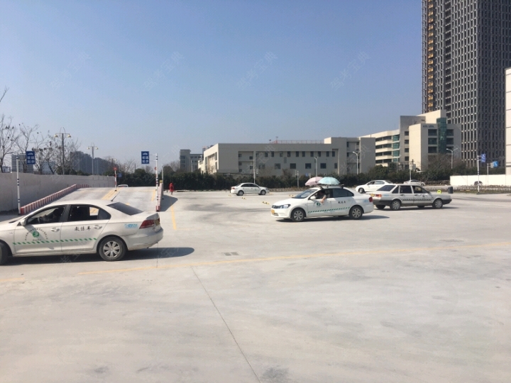 滨江分校